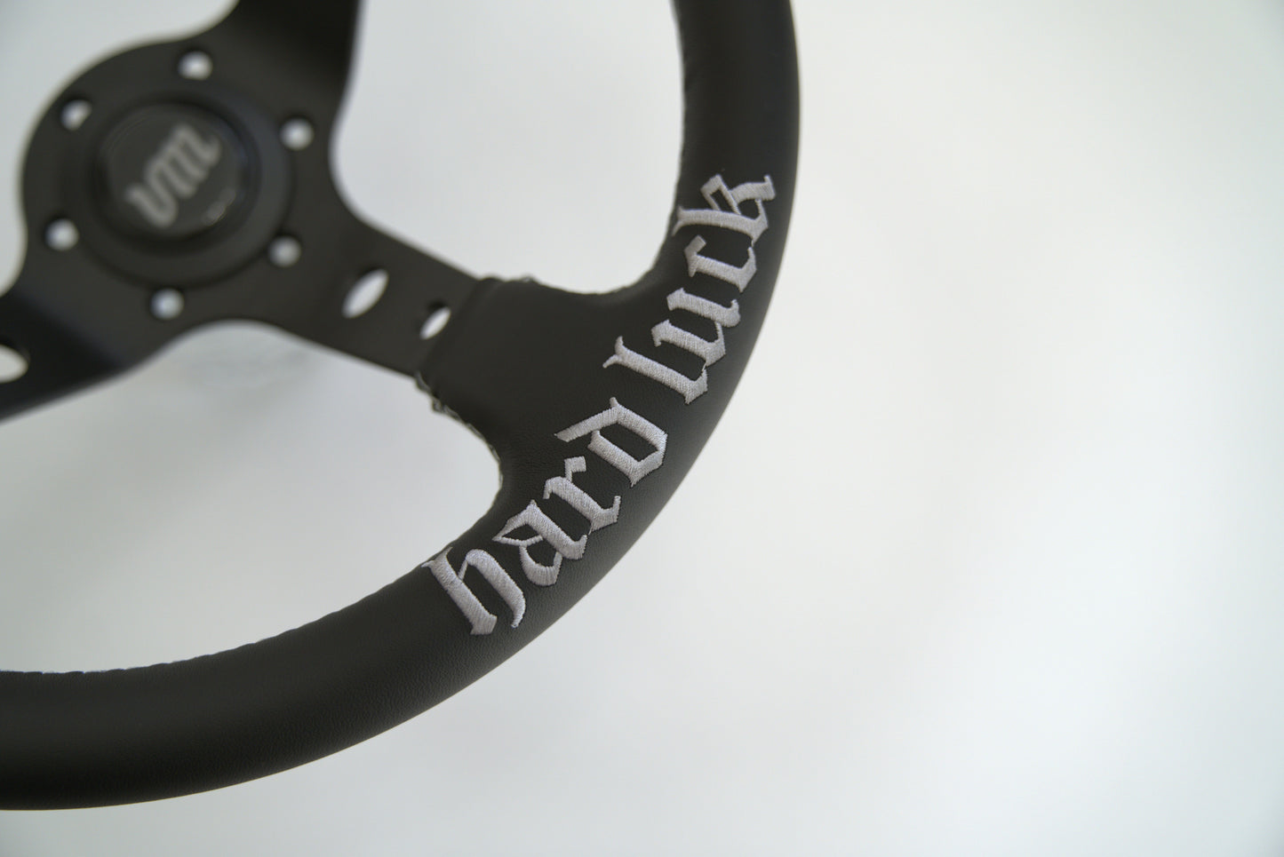 330MM VM x HL DEEP DISH STEERING WHEEL